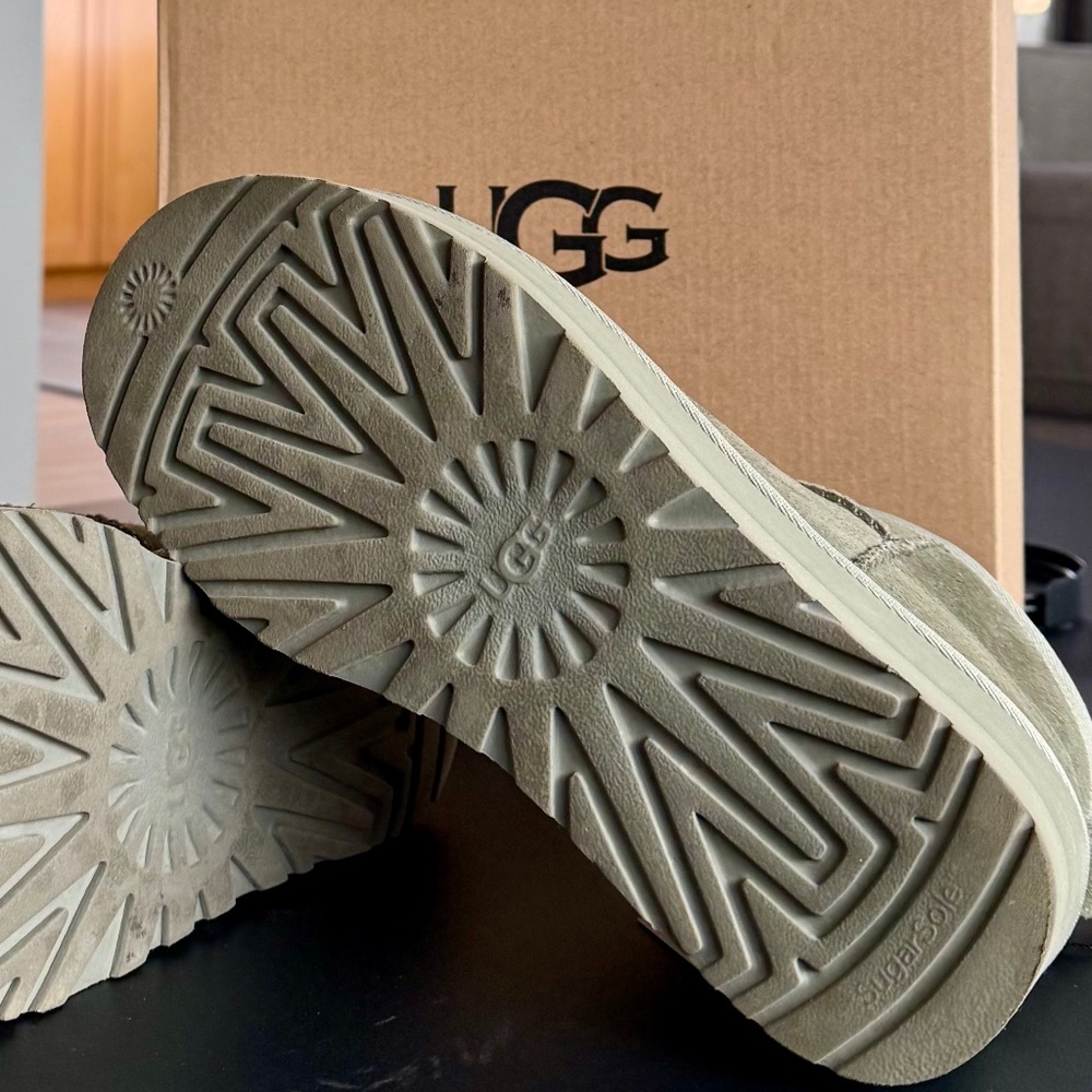UGG CLASSIC ULTRA MINI PLATFORM “SHADED CLOVER” BOOTS - Picture 5 of 7